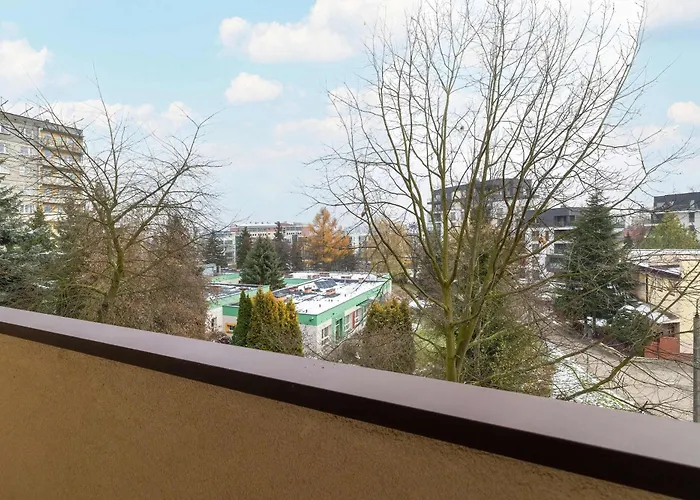 Bright Bardowskiego In Perfect For Remote Work By Renters *